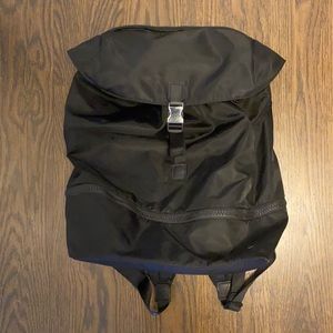 Lululemon Black Nylon backpack